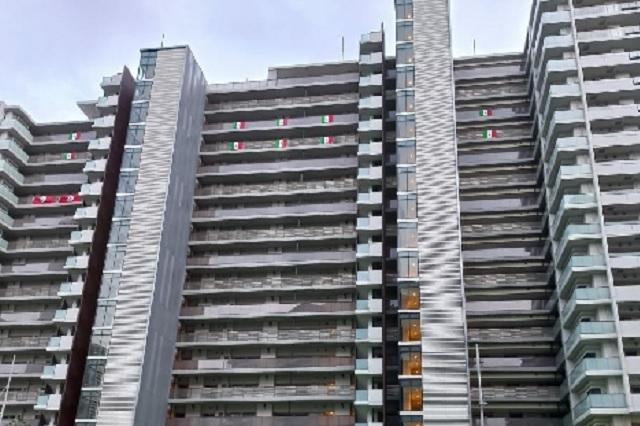 Bandera mexicana ya ondea en Villa Olímpica de Tokio