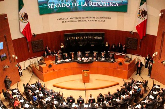 Senadores impugnan decreto que blinda obras de AMLO
